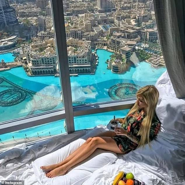 Khi bạn phải cày cuốc” trở lại sau kỳ nghỉ lễ thì hội con nhà giàu lại sướng hết phần thiên hạ thế này đây-2