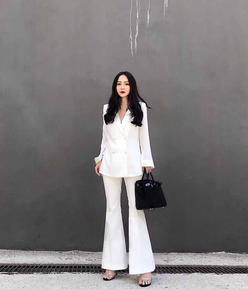 “Em gái mưa” của Hương Tràm gây sốt vì quá đẹp, đôi chân dài thẳng tắp dù chỉ cao 1m56 ảnh 8 "em gai mua" cua huong tram gay sot vi qua dep, doi chan dai thang tap du chi co 1m56 - 8