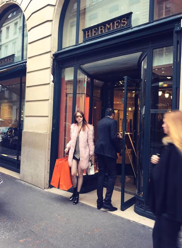 Choáng với khối tài sản “kếch xù” của Ngọc Trinh ở tuổi 30 ảnh 8