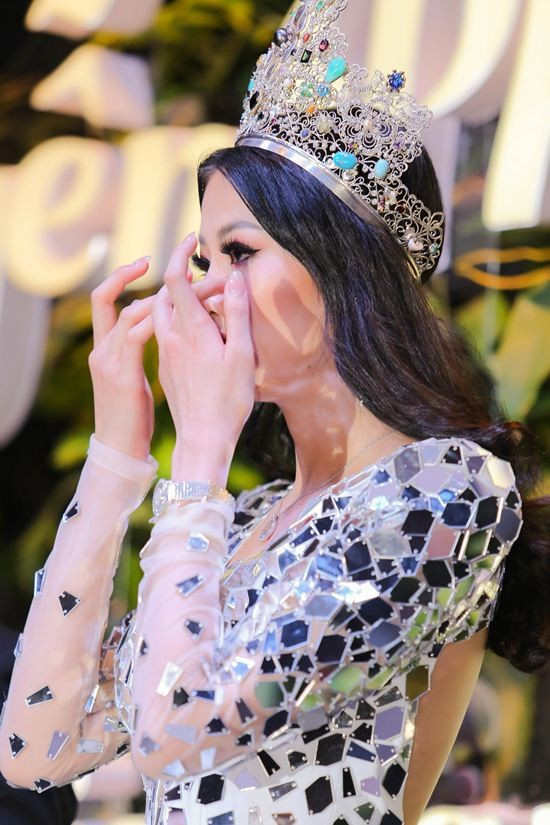 Vì sao Hoa hậu Phương Khánh bị buộc bồi thường, giảm từ 3 tỷ còn 500 triệu đồng? ảnh 5 Hé lộ lý do Hoa hậu Trái đất Phương Khánh bị buộc bồi thường, giảm từ 3 tỷ còn 500 triệu đồng!