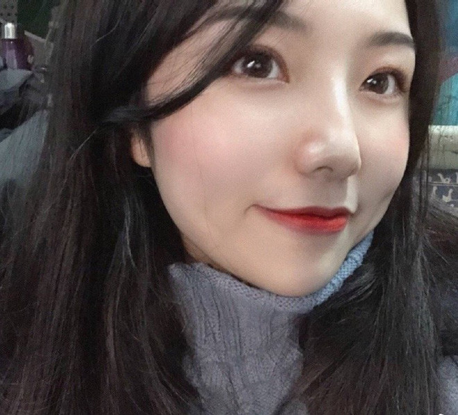 Chùm ảnh trước và sau khi photoshop khiến con trai đồng loạt ngả mũ vì quá vi diệu - Ảnh 5. Chùm ảnh trước và sau khi photoshop khiến con trai đồng loạt ngả mũ vì quá vi diệu - Ảnh 5.