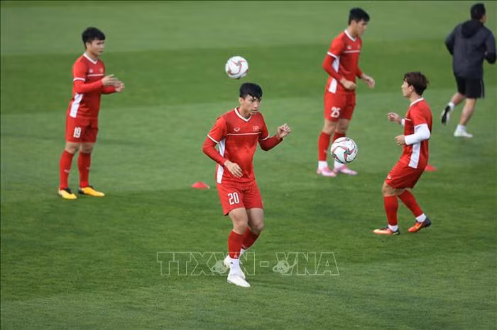 Asian Cup: Đội tuyển Việt Nam chuẩn bị kỹ lưỡng cho cuộc đối đầu với Iraq ngày 8/1 ảnh 1
