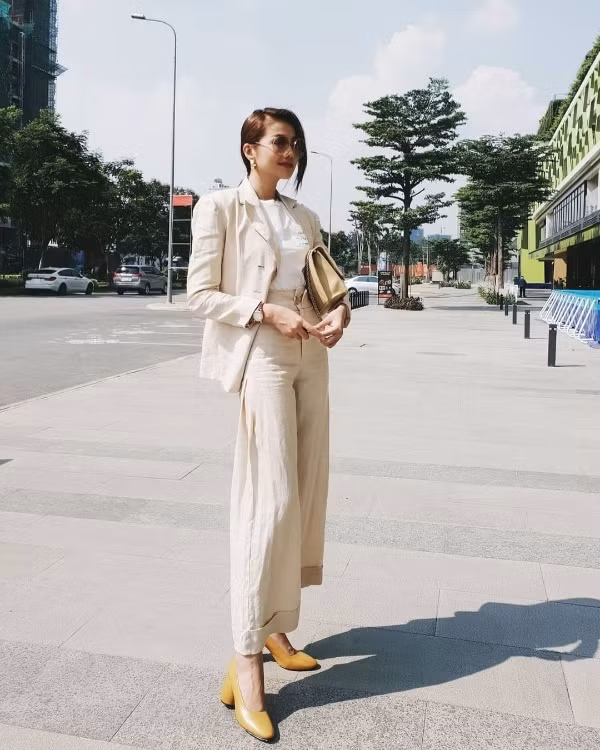 Chỉ ngắm gu thời trang của Thanh Hằng, bạn sẽ có loạt ý tưởng mặc đẹp cho mùa thu này