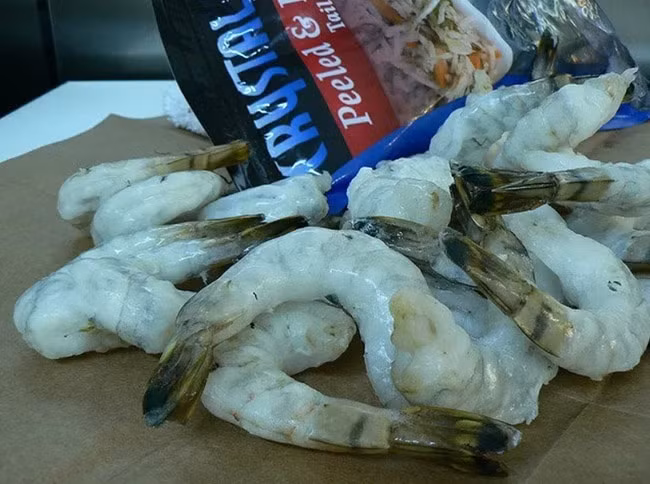 Chế biến tôm thế nào để giữ hương vị tự nhiên, thơm ngon nhất? ảnh 3 Những sai lầm cơ bản cần tránh khi chế biến các món tôm