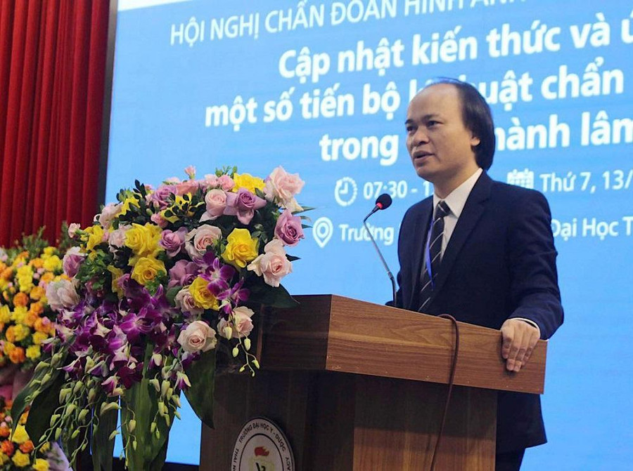 PGS.TS Nguyễn Tiến Dũng - Bí thư Đảng ủy, Hiệu trưởng trường Đại học Y - Dược (ĐH Thái Nguyên).