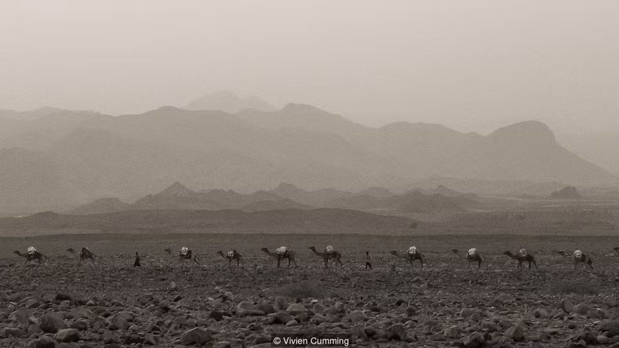 Chuyện lạ ở “cổng địa ngục” khắc nghiệt nhất thế giới