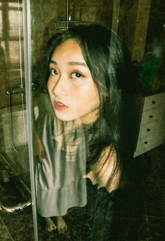  Nguyễn Đỗ Hà Trang - Lớp 11 Anh 1 