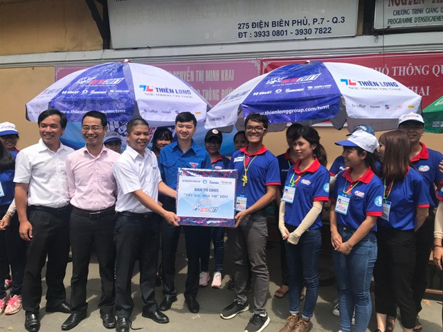 "Tiếp sức" cho sinh viên tình nguyện