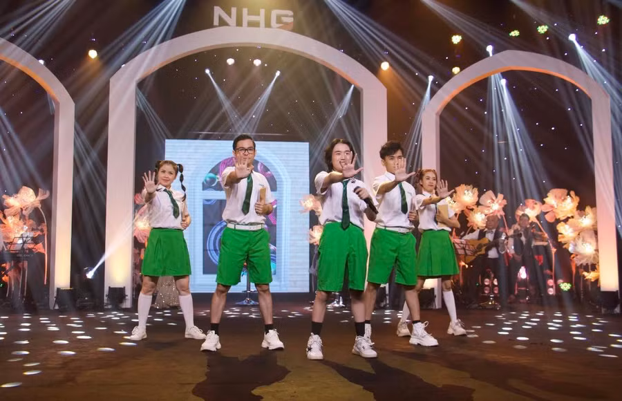 Một tiết mục văn nghệ do học sinh NHG trình bày.