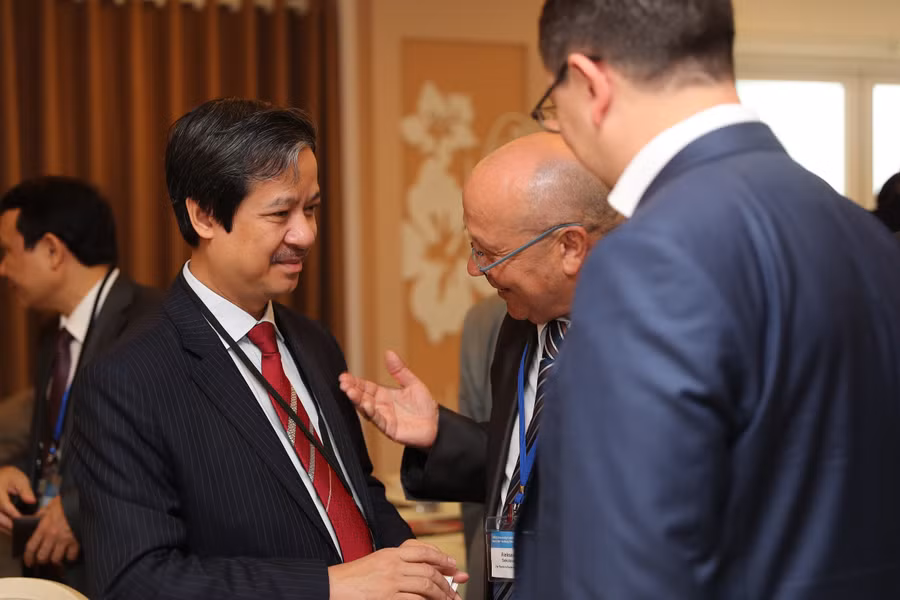 Nhiều vấn đề quan trong trong hợp tác phát triển đào tạo đào tạo nguồn nhân lực trong kỷ nguyên số được các đại biểu thảo luận tại Diễn đàn.