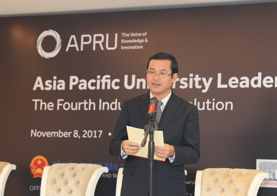 PGS.TS Nguyễn Văn Phúc - Thứ trưởng Bộ GD&ĐT phát biểu khai mạc Diễn đàn.