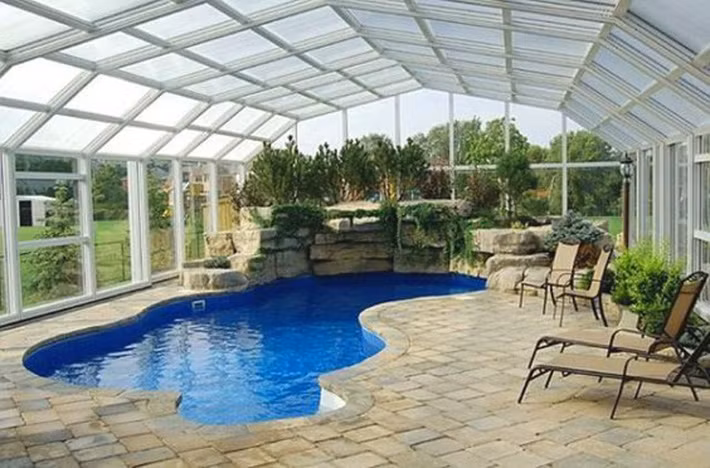 Những mẫu bể bơi trong nhà đẹp tuyệt - niềm ước ao cho những ngày nắng như đổ lửa - Ảnh 7. Những mẫu bể bơi trong nhà đẹp tuyệt - niềm ước ao cho những ngày nắng như đổ lửa - Ảnh 7.