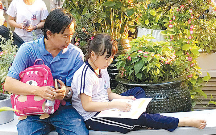 Dạy con... khó trăm bề day con kho tram be