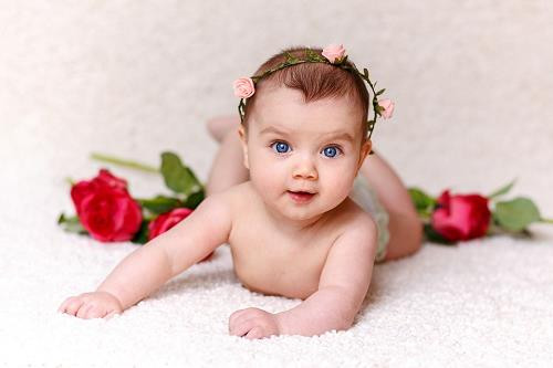 Chọn ngay cho con tên gọi vừa hay, vừa may mắn