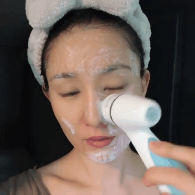 Bạn có biết: Tẩy da chết sai cách sẽ khiến da càng nhanh lão hóa hơn - Ảnh 1. Bạn có biết: Tẩy da chết sai cách sẽ khiến da càng nhanh lão hóa hơn - Ảnh 1.