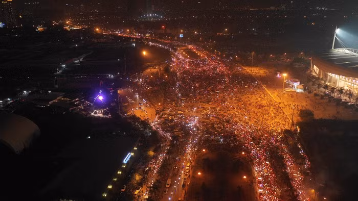 Triệu người xuống đường mừng tuyển Việt Nam vô địch AFF Cup 2018 ảnh 10 Triệu người xuống đường mừng tuyển Việt Nam vô địch AFF Cup 2018 ảnh 10