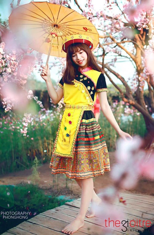 Bộ ảnh như một món quà đặc biệt mà Diệu Hiền tự thưởng cho mình nhân dịp tết Bính Thân này. Bộ ảnh như một món quà đặc biệt mà Diệu Hiền tự thưởng cho mình nhân dịp tết Bính Thân này.