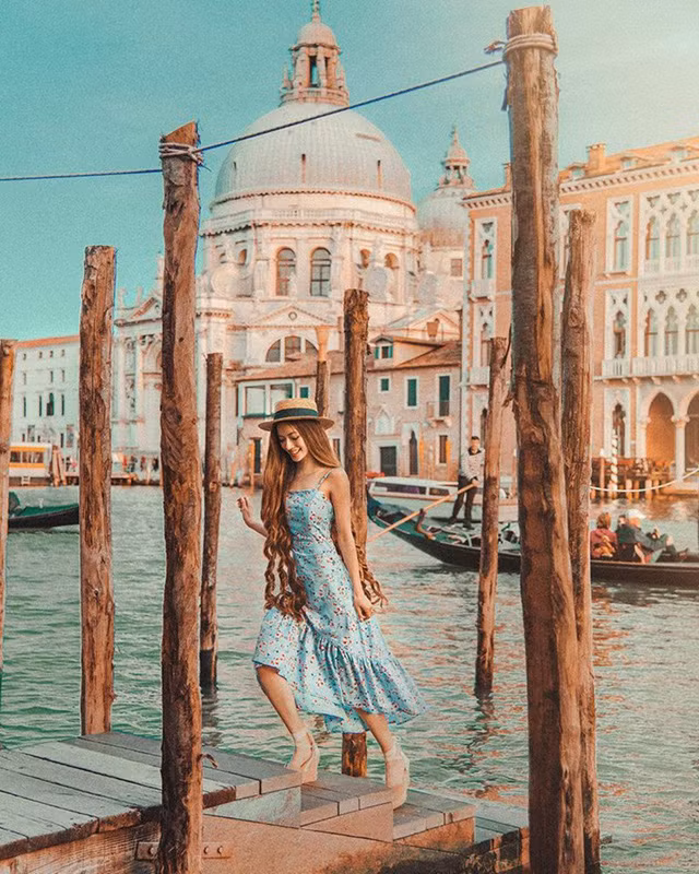  Một số hình ảnh xinh đẹp của Sarah được cô chia sẻ trên mạng xã hội. 