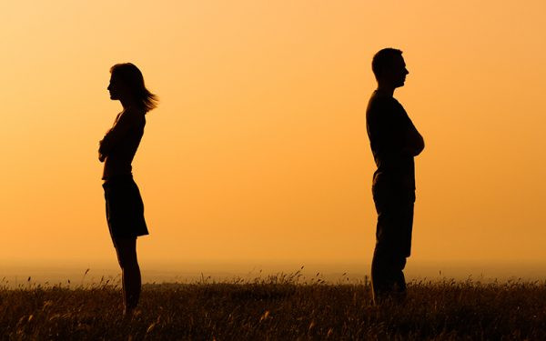 Tử vi 12 cung hoàng đạo 2/4: Kim Ngưu tình yêu ngọt ngào, Bọ Cạp gặp quý nhân