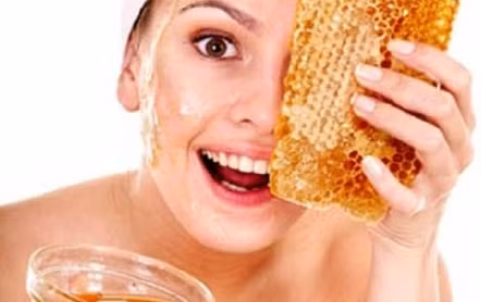 Thử ngay các cách trị mụn đầu đen bằng mật ong hiệu quả