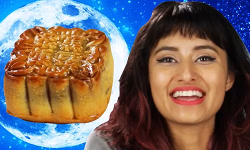 Phụ nữ và bánh Trung thu