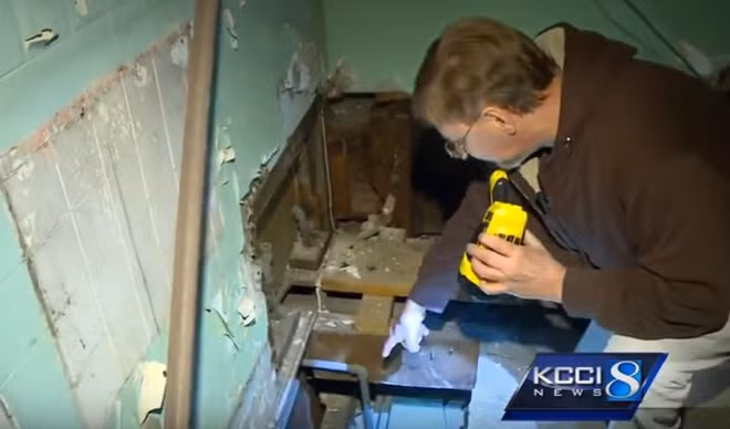 Đánh mất ví từ khi còn là cậu bé, 71 năm sau vẫn tìm lại được - Ảnh 2.