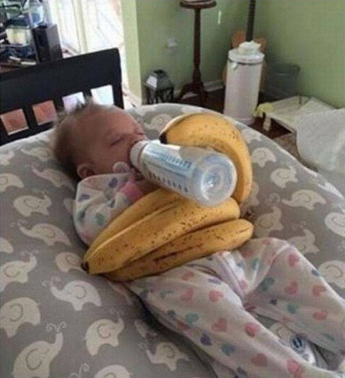 Khi ông bố trông con. Khi ông bố trông con.