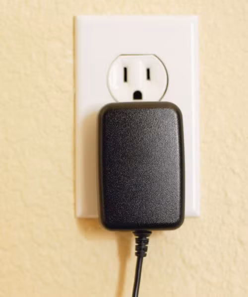 be 2 tuoi tu vong vi thoi quen dung dien thoai "chet nguoi" nhieu bo me mac phai - 2