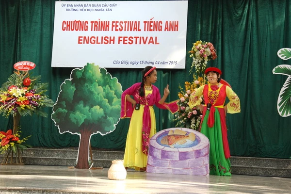 Học sinh trường tiểu học Nghĩa Tân (Hà Nội) hào hứng cùng Festival tiếng Anh 