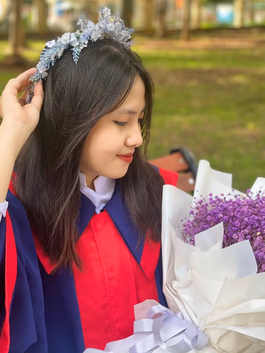 Thân Thị Thảo Ngân - học sinh trường THPT Chu Văn An