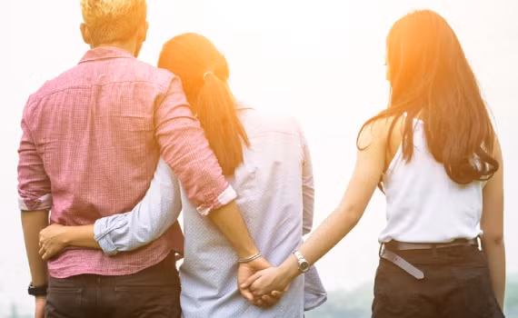 Một đối tác lừa dối sẽ đủ thông minh để che giấu các dấu hiệu nếu anh ta/cô ta không muốn thanh minh về chuyện ngoại tình. (Ảnh: ITN).