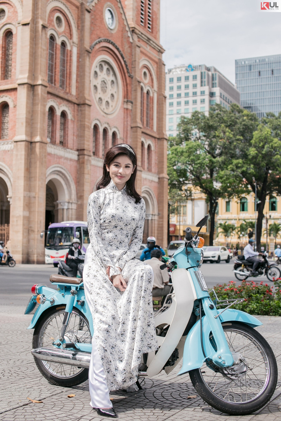 Bất ngờ với hình ảnh tiểu thư xưa của Á hậu Thùy Dung ảnh 9 Bất ngờ với hình ảnh tiểu thư xưa của Á hậu Thùy Dung ảnh 9