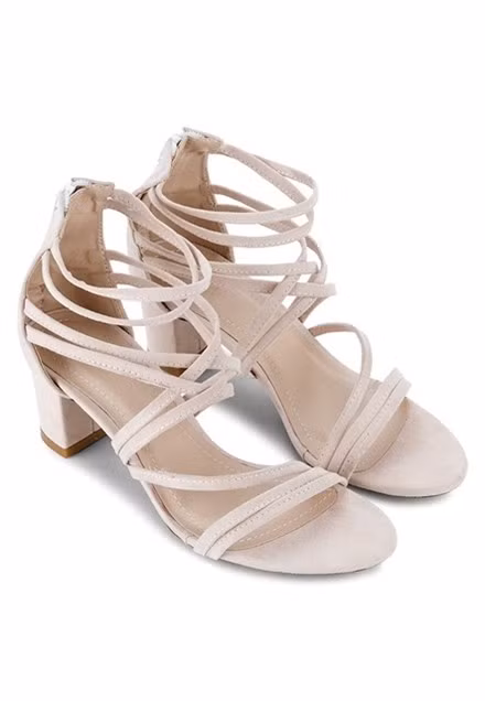 Giày cao gót đẹp tạo phong cách quý cô sang chảnh ảnh 3