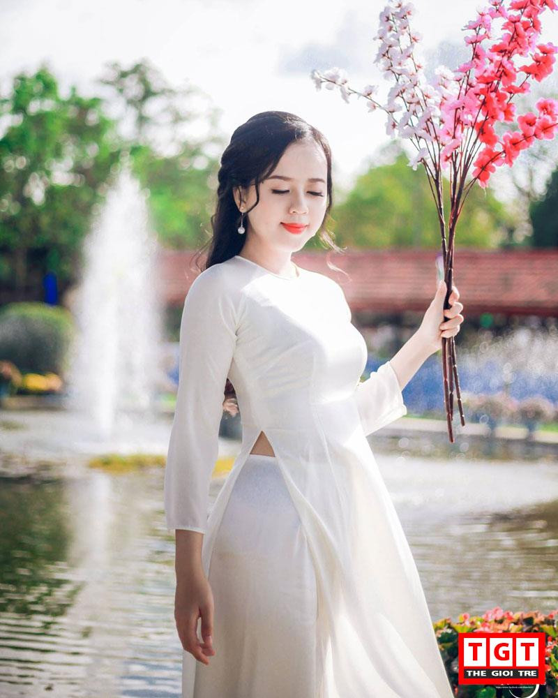 Nữ sinh xinh như búp bê, nổi tiếng ĐH Tài chính Kế toán Quảng Ngãi ảnh 2