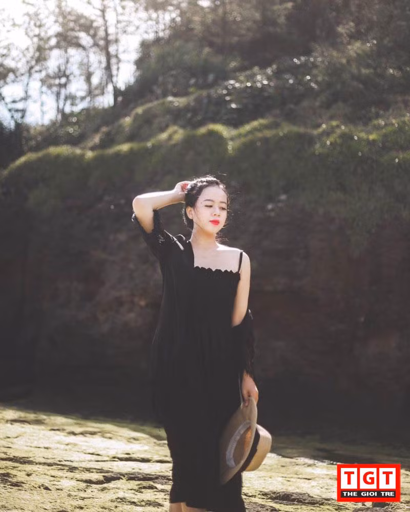 Nữ sinh xinh như búp bê, nổi tiếng ĐH Tài chính Kế toán Quảng Ngãi ảnh 3