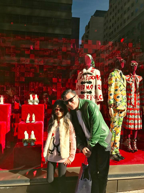 Sau khi ly hôn,Bảo Tiên sống cùng với mẹ - diễn viên Trương Ngọc Ánh. Tuy nhiên hàng tuần, cô bé vẫn được bố đưa đón đi học. Nam diễn viên tâm sự, con gái luôn là điều anh quan tâm nhất trong cuộc sốngbên cạnh sự nghiệp. a