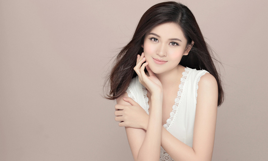 Bất ngờ với hình ảnh tiểu thư xưa của Á hậu Thùy Dung ảnh 3 Bất ngờ với hình ảnh tiểu thư xưa của Á hậu Thùy Dung ảnh 3