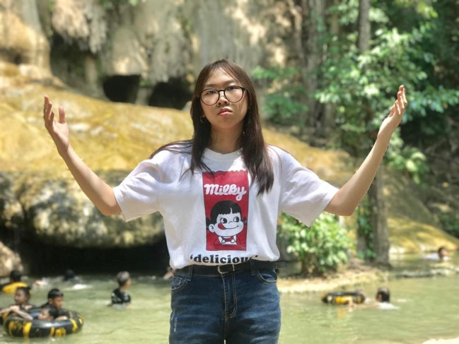 9x Thái Lan gây chú ý nhờ chỉ tạo dáng đúng một kiểu trên Instagram ảnh 1 9x Thái Lan gây chú ý nhờ chỉ tạo dáng đúng một kiểu trên Instagram ảnh 1