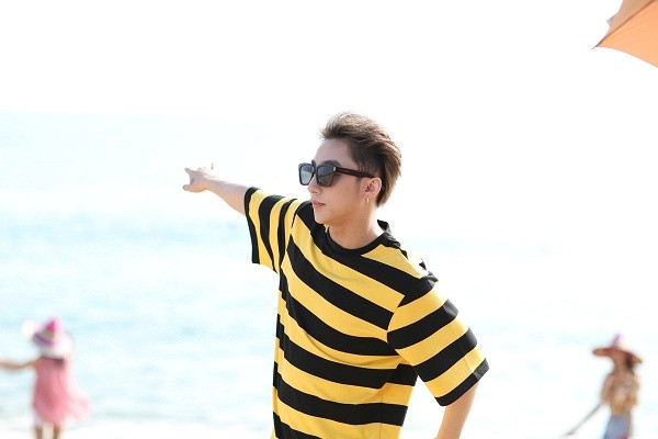 Sơn Tùng MTP tung poster hé lộ ca khúc mới ảnh 2 Sơn Tùng MTP tung poster hé lộ ca khúc mới ảnh 2