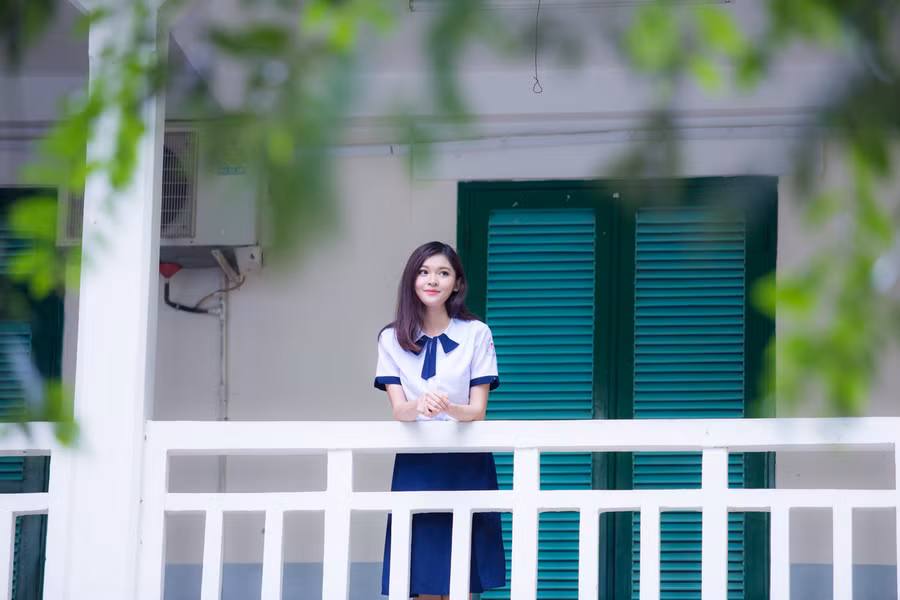 Bất ngờ với hình ảnh tiểu thư xưa của Á hậu Thùy Dung ảnh 1