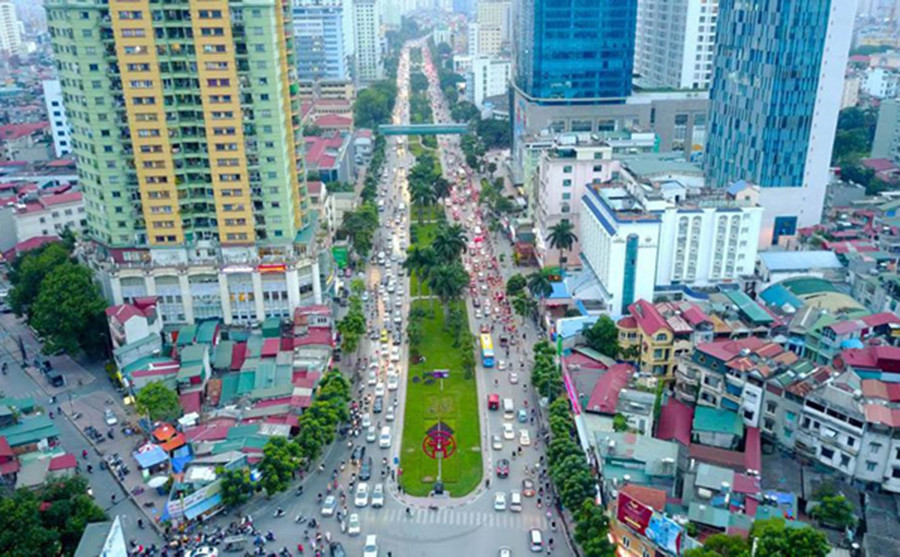 Việc xén dải phân cách giữa đường Nguyễn Chí Thanh trước đó đã đem lại hiệu quả trong việc chống ùn tắc Việc xén dải phân cách giữa đường Nguyễn Chí Thanh trước đó đã đem lại hiệu quả trong việc chống ùn tắc