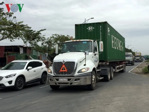 Sau vụ tai nạn ở Long An: Người dân lo bán nhà vì hung thần container