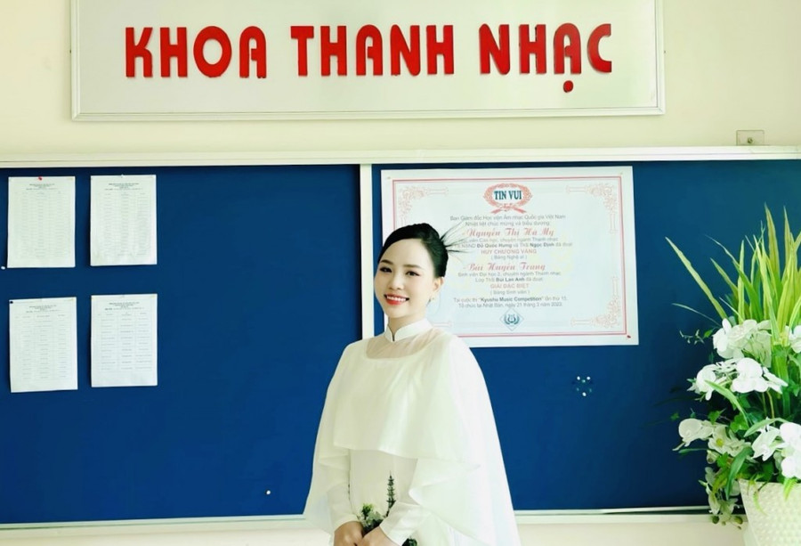Ước mơ của Tuyết Ánh là sau khi tốt nghiệp Học viện Âm nhạc Quốc gia Việt Nam, sẽ trở thành cô giáo để truyền lửa cho những học sinh có niềm yêu thích với âm nhạc. Ước mơ của Tuyết Ánh là sau khi tốt nghiệp Học viện Âm nhạc Quốc gia Việt Nam, sẽ trở thành cô giáo để truyền lửa cho những học sinh có niềm yêu thích với âm nhạc.