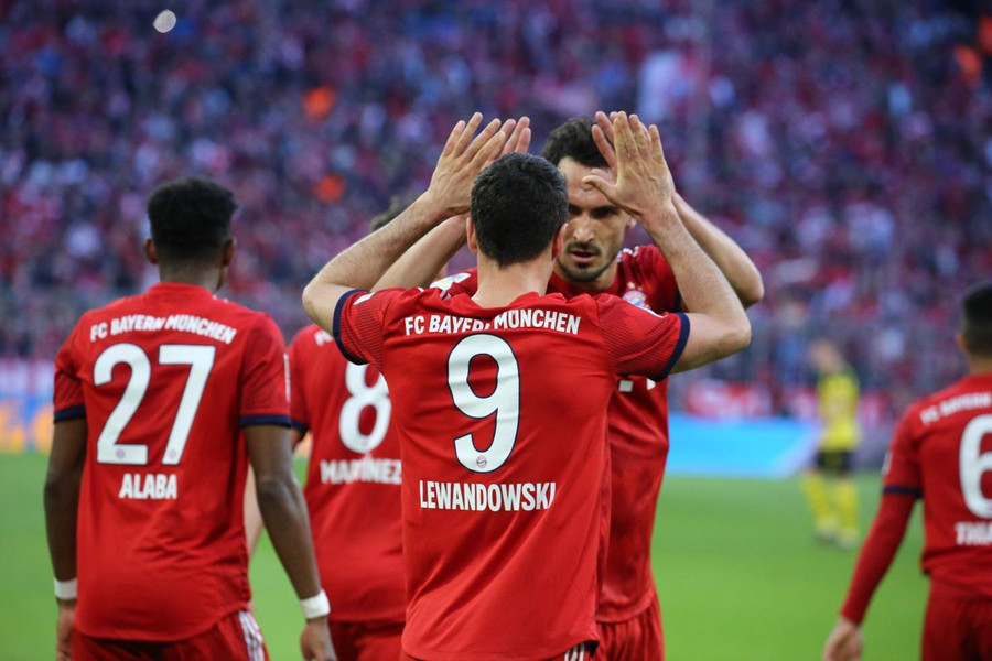 Lewandowski ghi 2 bàn trong chiến thắng đậm đà 5-0 Lewandowski ghi 2 bàn trong chiến thắng đậm đà 5-0