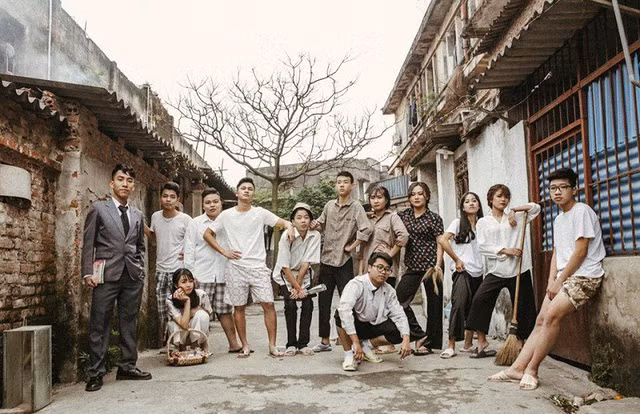 Độc đáo bộ ảnh kỷ yếu hóa thân vua chúa của học sinh chuyên Sử ảnh 12