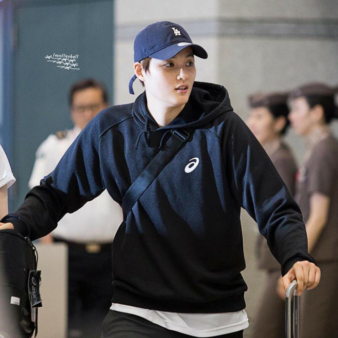 Nữ VĐV bóng chuyền cao 1m86 khiến dân mạng xôn xao vì...quá đẹp trai - Ảnh 5. Nữ VĐV bóng chuyền cao 1m86 khiến dân mạng xôn xao vì...quá đẹp trai - Ảnh 5.