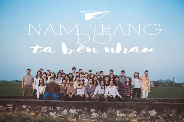“Thanh xuân có kỳ hạn nhưng tình bạn là những tháng năm rực rỡ đứng ngoài quy luật thời gian”, đây chính là thông điệp của bộ ảnh kỷ yếu đầy cảm xúc này.