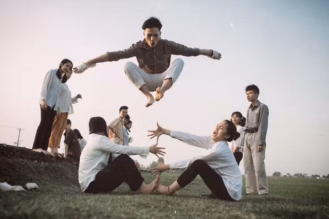 Ảnh kỷ yếu “trở về tuổi thơ” đầy cảm xúc của học sinh Ninh Bình ảnh 10