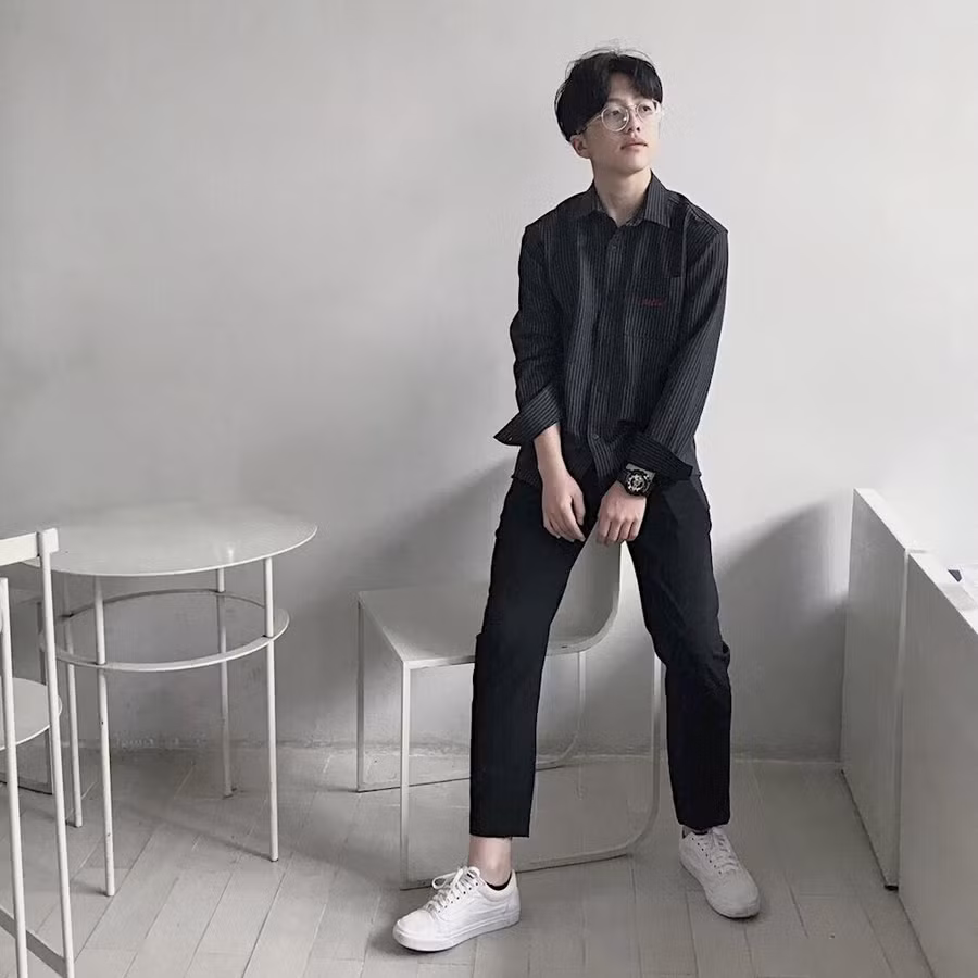 Mẹo diện sơ mi như mỹ nam Hàn từ em trai sinh năm 2002 ảnh 8