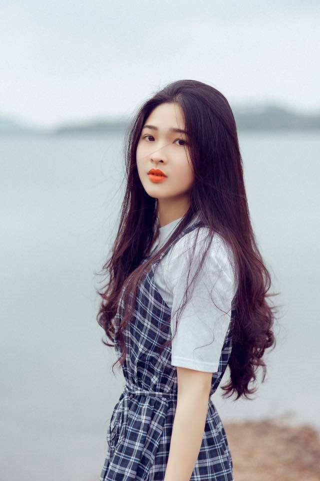 “Hotgirl bánh ướt” Nghệ An xinh như hoa nhưng vẫn chưa có chậu ảnh 2 “Hotgirl bánh ướt” Nghệ An xinh như hoa nhưng vẫn chưa có chậu ảnh 2